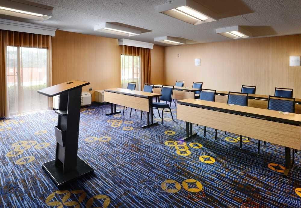 Courtyard By Marriott Dallas Richardson At Spring Valley Extérieur photo