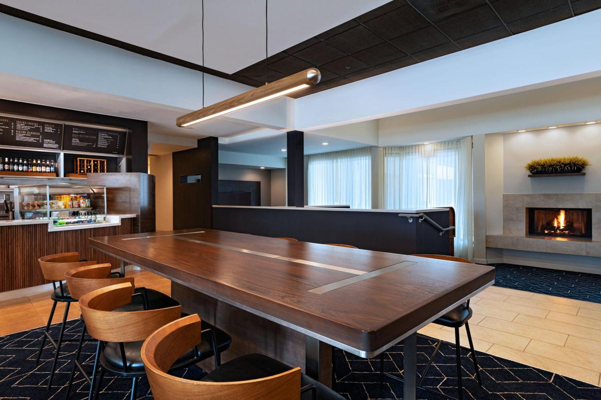 Courtyard By Marriott Dallas Richardson At Spring Valley Extérieur photo