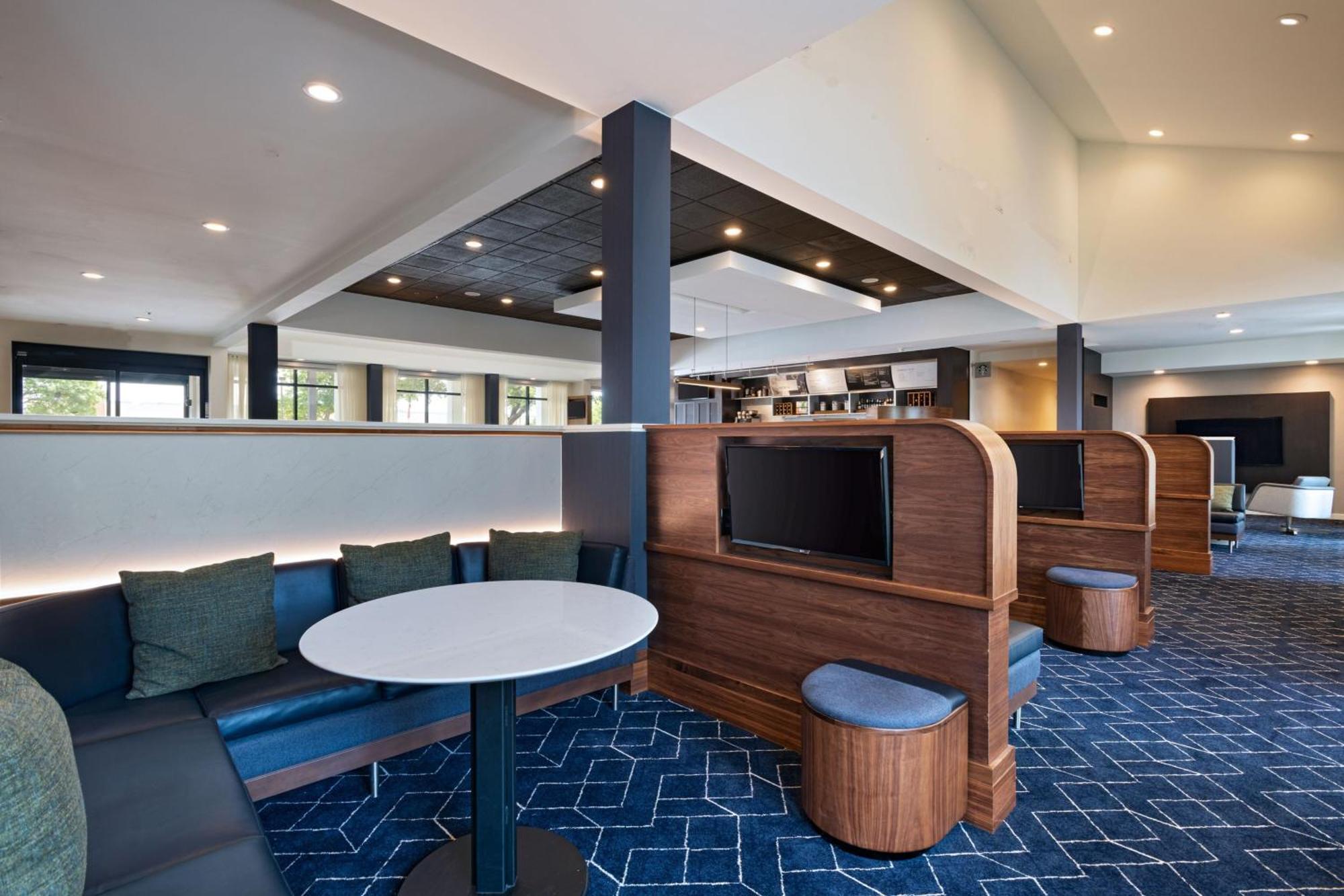 Courtyard By Marriott Dallas Richardson At Spring Valley Extérieur photo