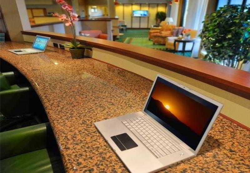 Courtyard By Marriott Dallas Richardson At Spring Valley Facilités photo