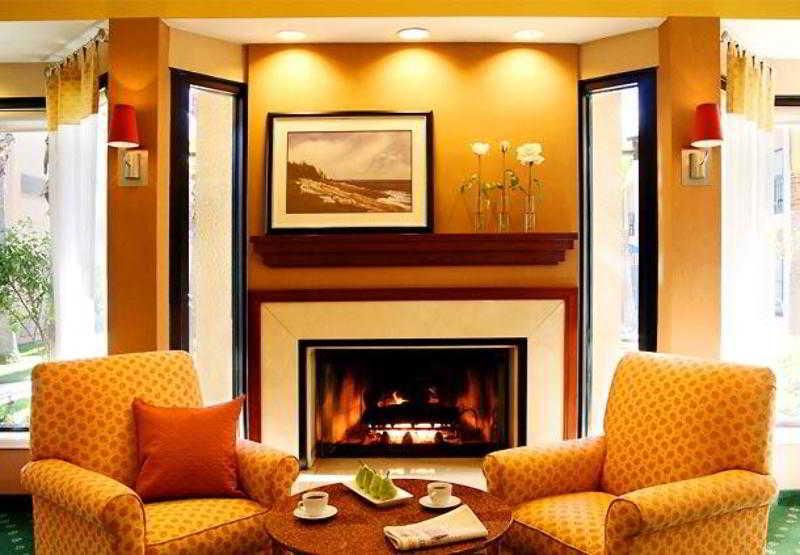 Courtyard By Marriott Dallas Richardson At Spring Valley Extérieur photo
